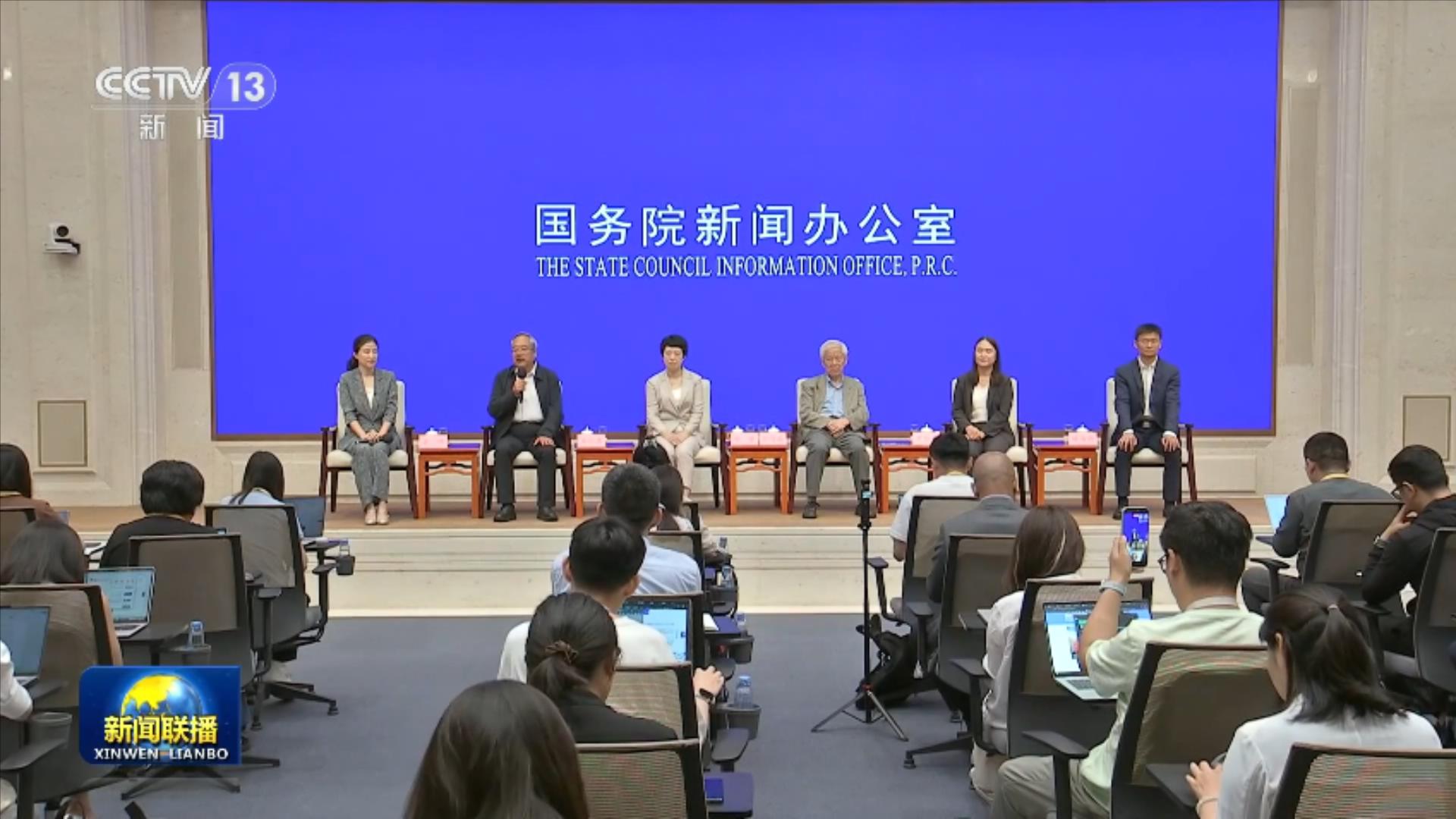 俄罗斯研学团走进东宁校园沉浸式体验中国端午民俗