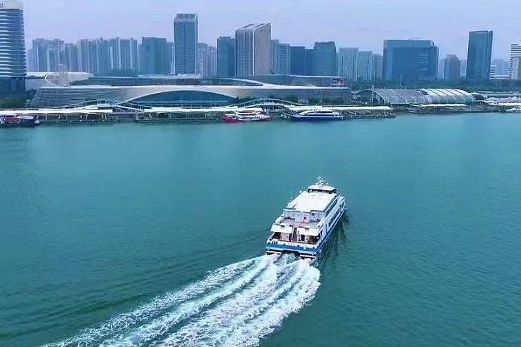 美国水蝮蛇窃密设备伪装成键盘