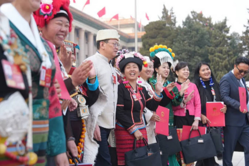 首次将封锁台湾摆在台面